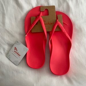 NWT Archies Flip Flops red women size 9 men’s 8